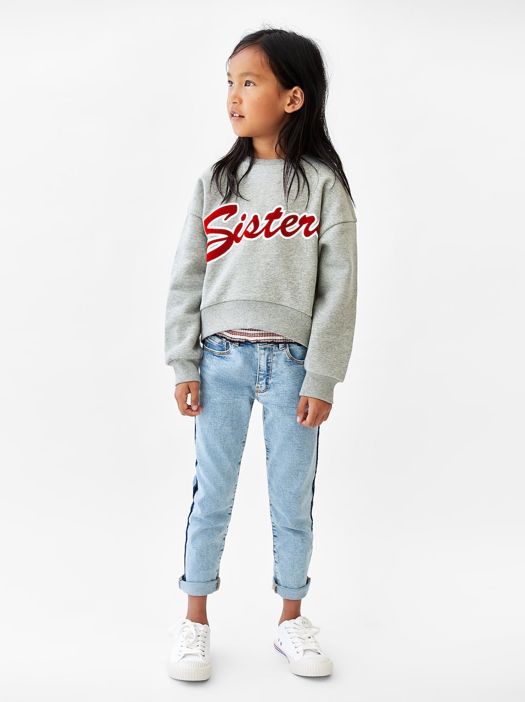 Sudadera con mensaje de Zara Kids: 9,99 euros.