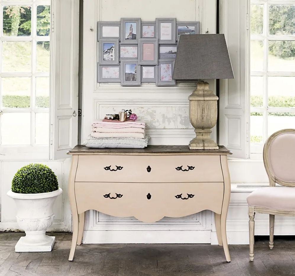 Esta cómoda de inspiración vintage de Maisons du Monde está rebajada de 599 a 419 euros.