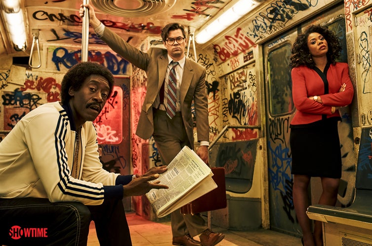 Estados Unidos se sintió al borde del apocalipsis bursátil en 1987... y David Caspe, creador de Happy endings, nos lo cuenta en clave de comedia negra conspiranoica en esta serie que emite Movistar+ a partir del 20 de enero. Al frente del reparto, Don Cheadle.