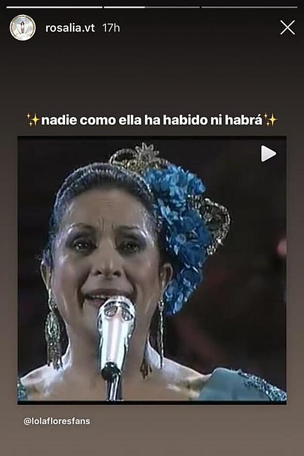 Rosalía felicitando a Lola Flores en el que sería su 96 cumpleaños