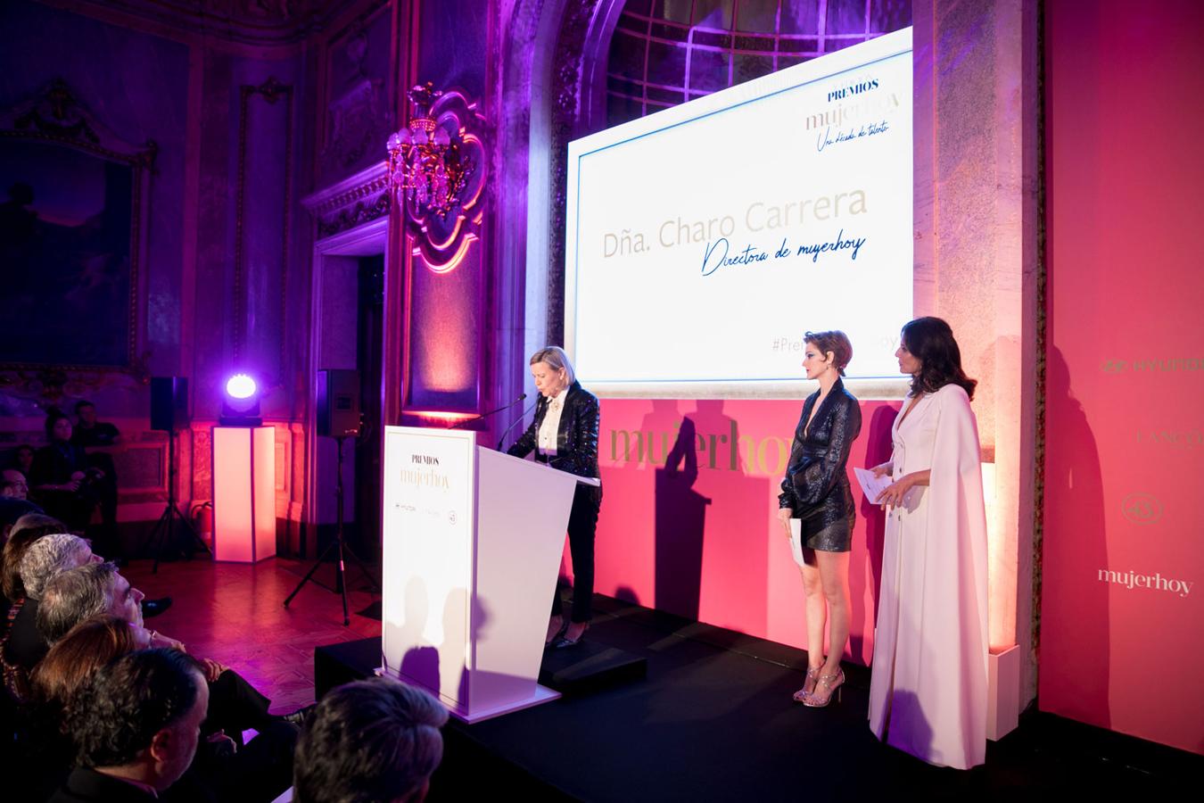 Charo Carrera, Directora de la Revista Mujerhoy, durante su discruso en la X edición Premios Mujerhoy.