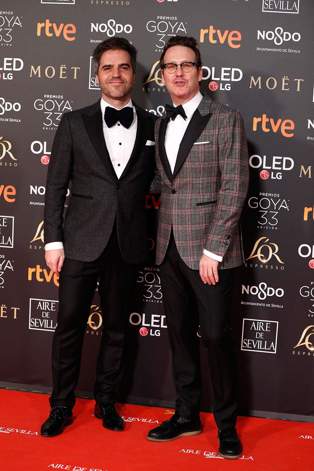 Ernesto Sevilla y Joaquín Reyes en la alfombra roja de los Premios Goya 2019.