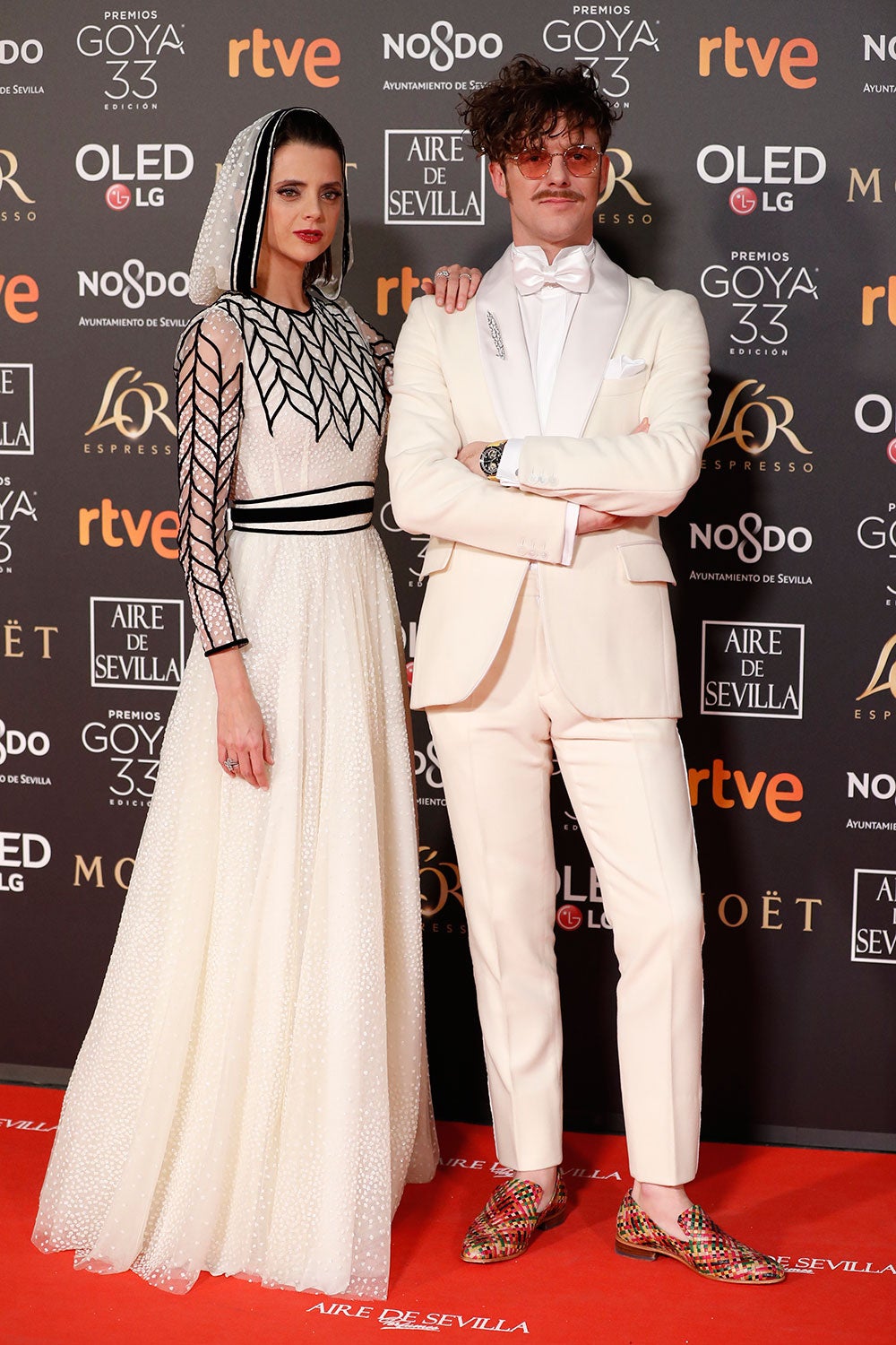 Macarena Gómez y Aldo Comas en la alfombra roja de los Premios Goya 2019.