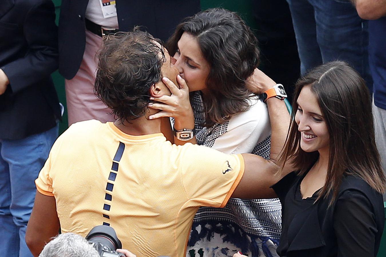 Después de 14 años de discreta relación, Rafa Nadal y Xisca Perelló han decidido darse el 'sí, quiero'. Estos son los vestidos de novia de Cortana que podría llevar el día de su boda.