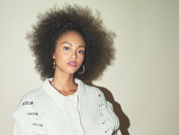 Fotos: Esta primavera vuelve un clásico de fondo de armario: el cárdigan