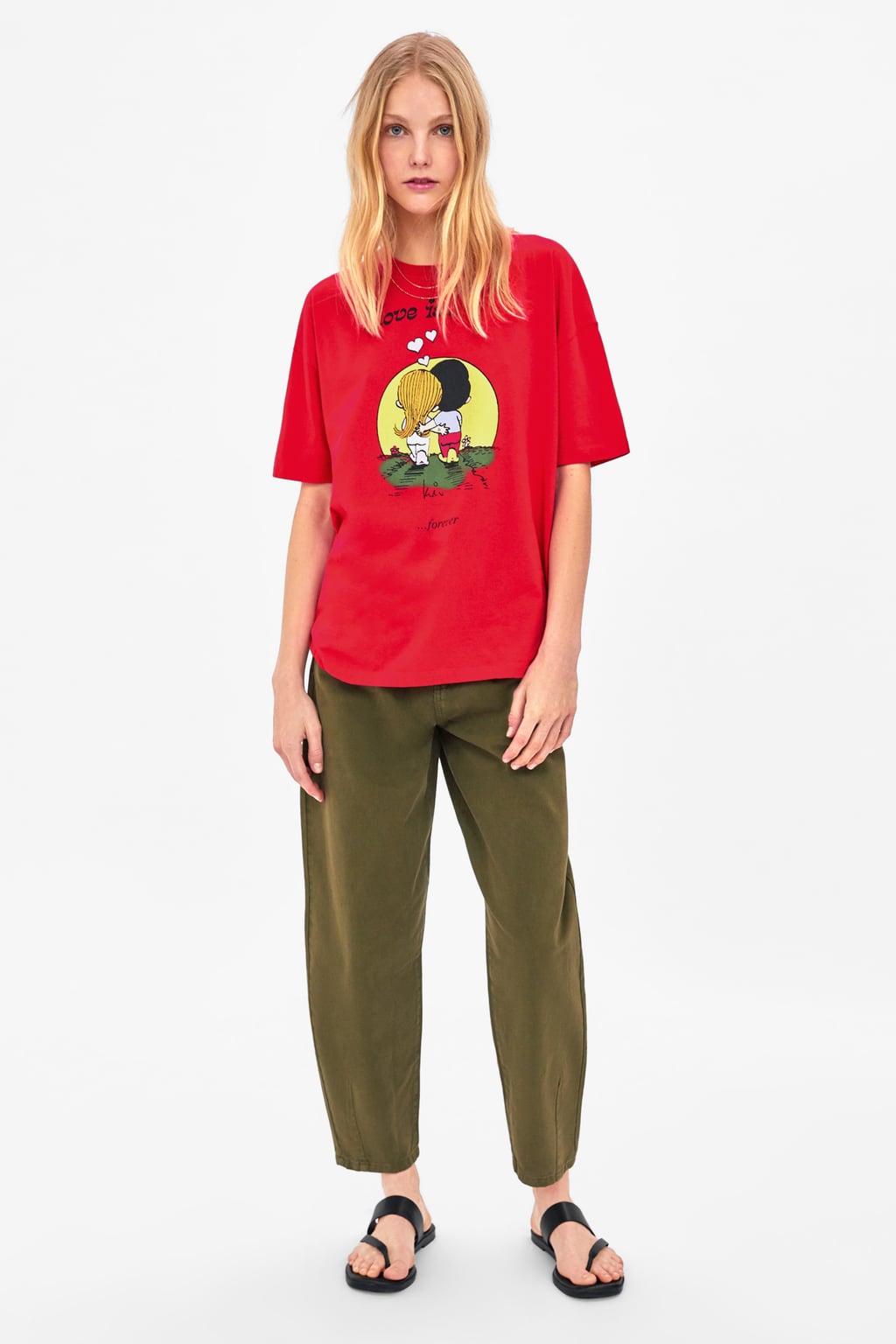 Camiseta con estampado de Zara: 15,95 euros.