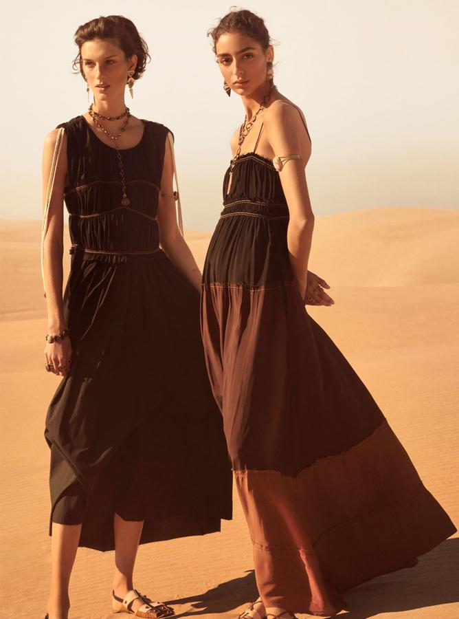 De los beige más puros, al marrón chocolate, Zara revisa toda la paleta de los tierra en su devenir por el desierto. Cada uno de estos vestidos cuesta 89.95 euros.