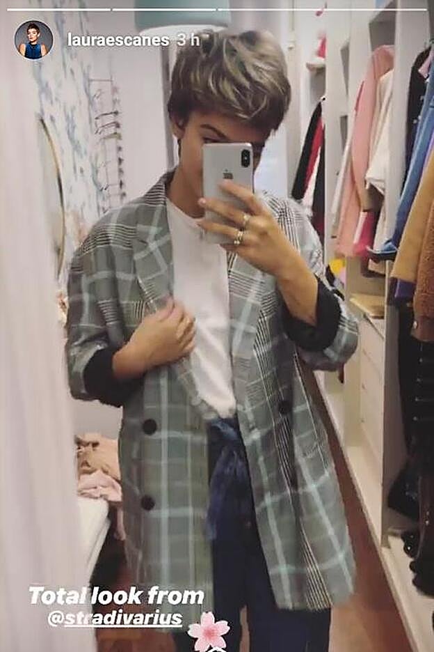 Laura Escanes ha lucido esta nueva prenda de Stradivarius en uno de sus 'stories' recientes de Instagram.