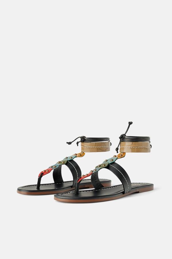Estas sandalias de inspiración étnica de la nueva colección SS19 de Zara cuestan 59.95 euros.