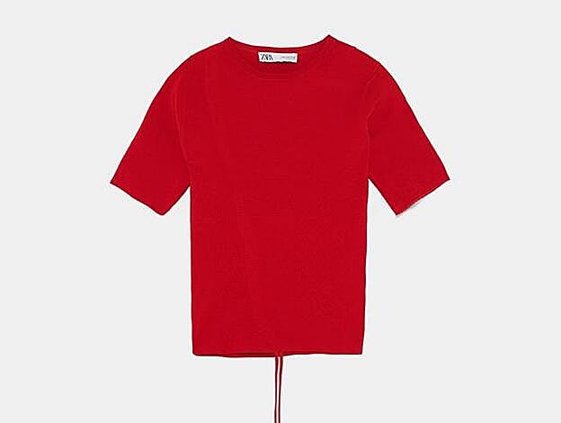 Jersey con cordón en color rojo, 19,95 euros.