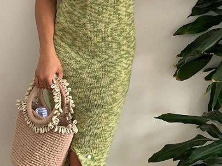 Fotos: ¿Qué se llevará este verano? Los bolsos con conchas como el de María Bernad
