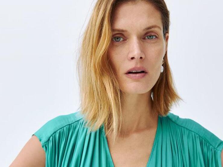 Fotos: 15 prendas por menos de 25 euros que querrás en tu maleta esta Semana Santa