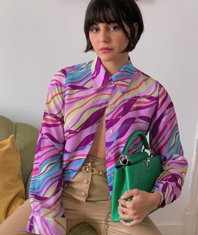 Cuánto nos gustaría ver a Paula Echevarría con este corte de pelo que  luce la influencer de moda María Bernad . El microbob es perfecto para las que todavía no se atreven con un pixie. Además, aporta un volumen extra que le da vida a cualquier cabello fino.