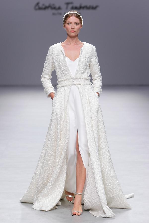 El vestido de novia más bonito del desfile de Cristina Tamborero en la Barcelona Bridal Week.