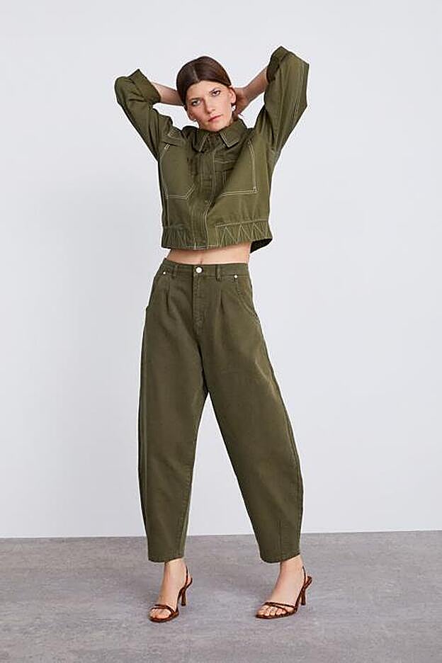 En verde militar (29,95 euros).