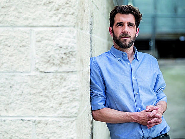 Gonzo toma el testigo a Jorgi Évole en 'Salvados'.