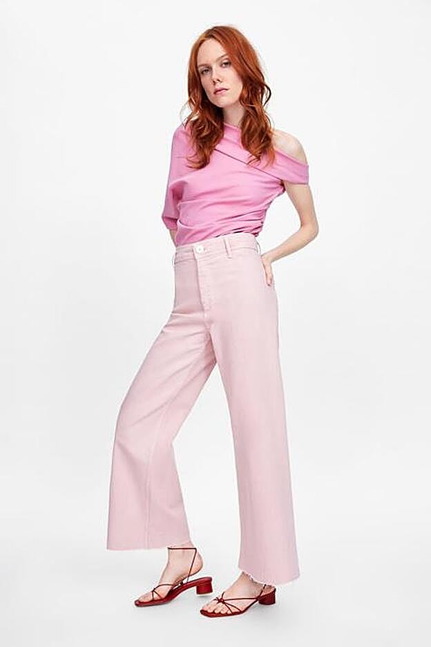Jeans ZW Premiun Marine Straight in Pink de Zara (29,95 euros).