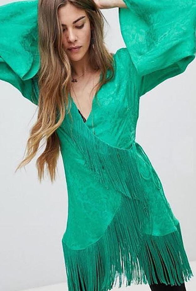 Top tipo vestido cruzado con diseño de jacquard y flecos de Asos, 19,99 euros.