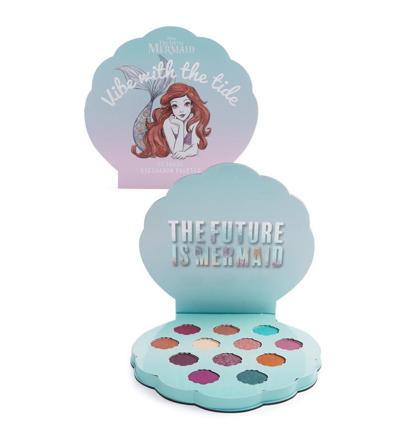 Estuche con 12 sombras de ojos (10 €).