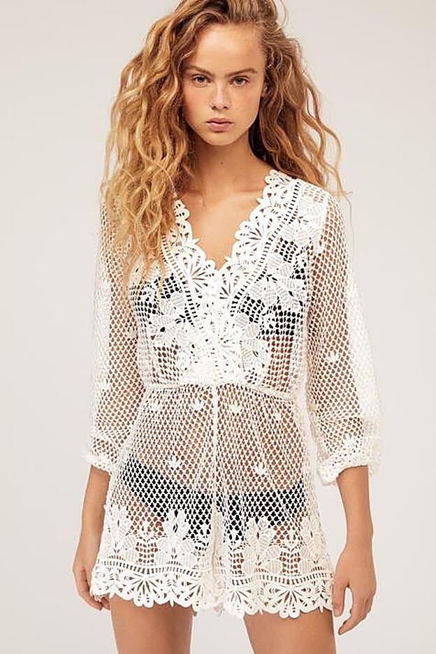 Mono cruzado crochet de Oysho. (49,99 euros).