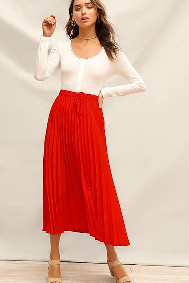 La falda low cost de Shein que es prácticamente igual a la que luce Nuria Roca.