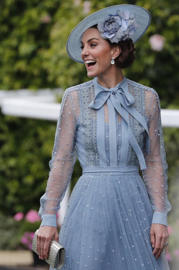 Fotos: Vestidos de rebajas baratos para Letizia, Kate Middleton y Meghan Markle