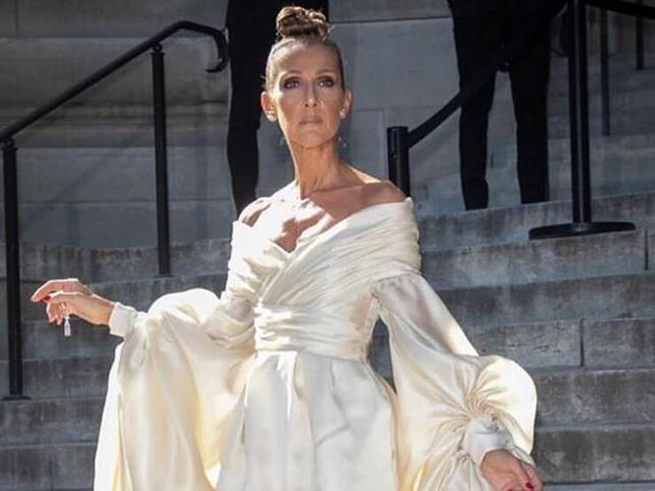 Fotos: Celine Dion revoluciona la alta costura de París con sus looks más impresionantes