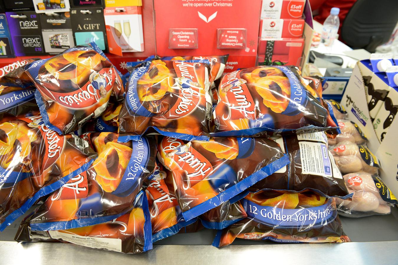 Los alimentos congelados son muy cómodos, pero generan mucho plástico que va a terminar a nuestros ríos, mares y áreas verdes. Elige siempre que puedas alimentos frescos y de temporada.