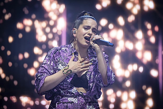 Rosalía vuelve a sorprender a sus fans con su nuevo videoclip.Te lo contamos.