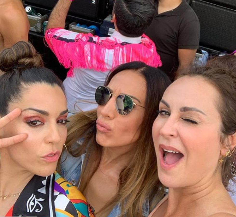 "Vaya noche, cuánto orgullo. Cuánto de to lo rico", ha escrito Ana Milán junto a una imagen en la que aparece acompañada por Mónica Naranjo y Ruth Lorenzo.