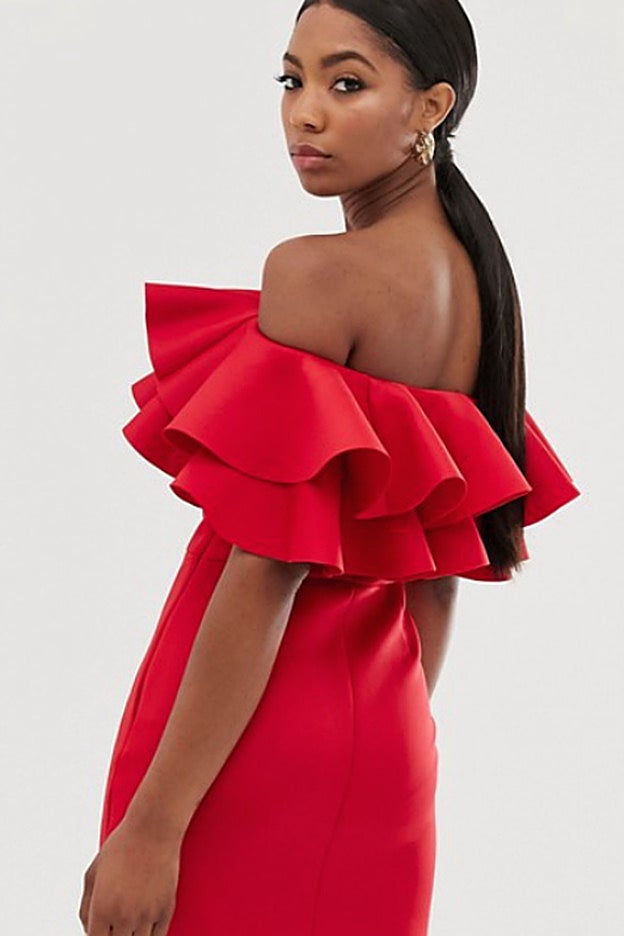 El vestido corto de Asos con volantes que ha transformado Rocío Osorno.