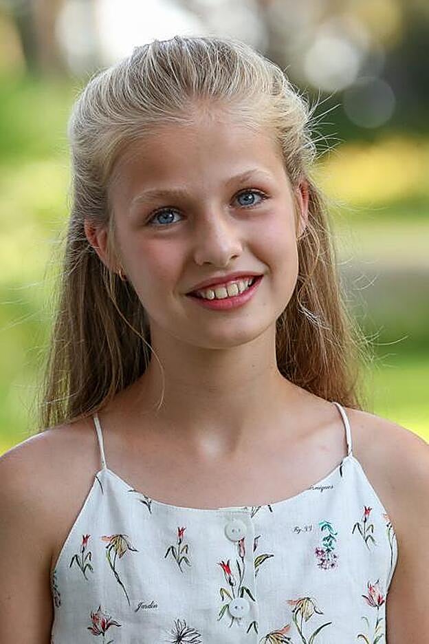 La princesa Leonor luce un rubio beige natural que se consigue con unas babylights.