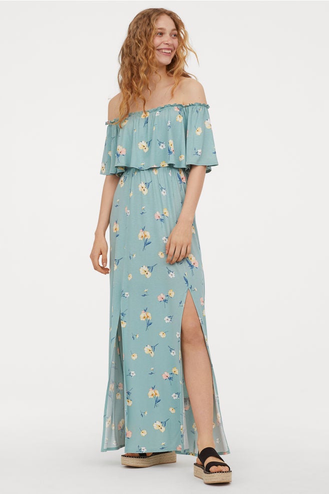 Vestido floral con volante. En las rebajas de H&M de 19,99 a 11,99 euros.
