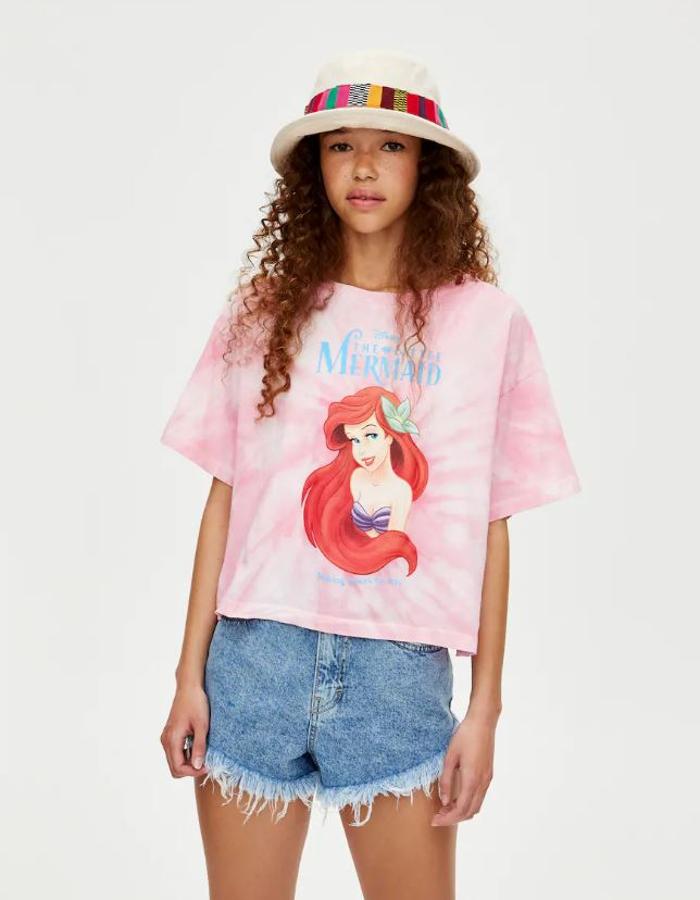 Esta camisa de la  Sirenita cuesta  14,99 euros.