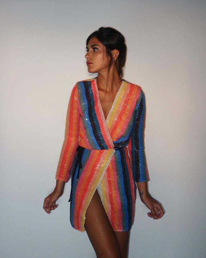 La influencer descubrió este vestido de lentejuelas rebajado en Asos que quedaba ideal.