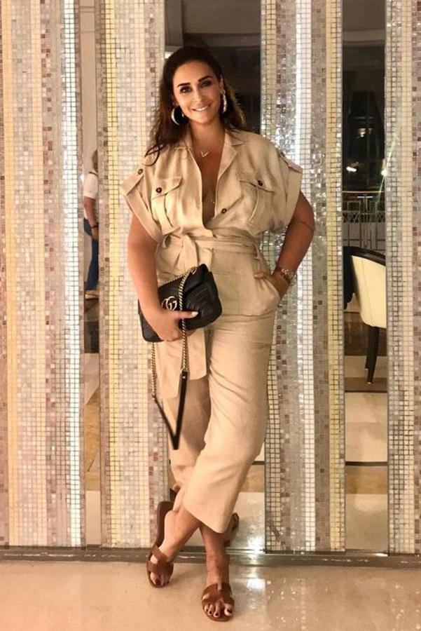 De estilo worker y disponible hasta la talla 50.  Este mono de H&M  es que lleva Vicky Martín Berrocal se nos ecapó de las manos.