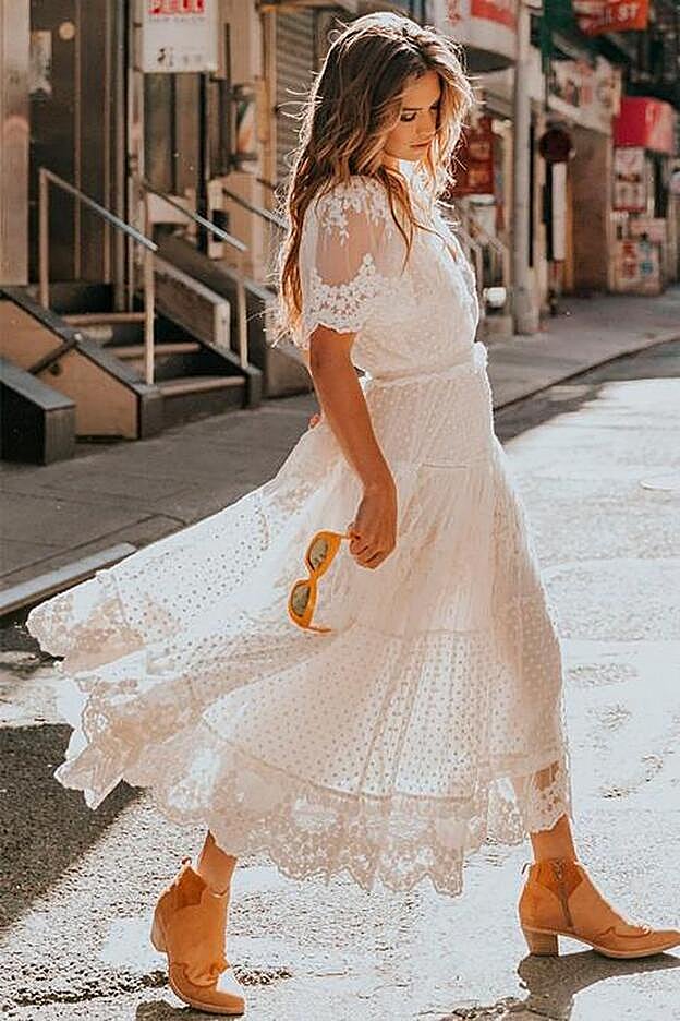 El vestido que ha llevado Paula Echevarría cuesta 392,50 euros.