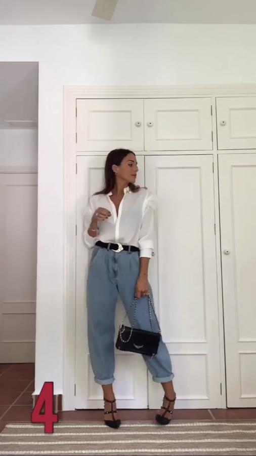 En esta ocasión Rocío Osorno propuso conjuntar los slouchy con una camisa blanca, cinturón, bolso y salones negros.