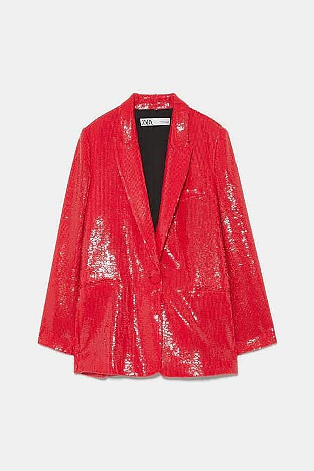 Blazer de lentejuelas de Zara (79,95 euros).