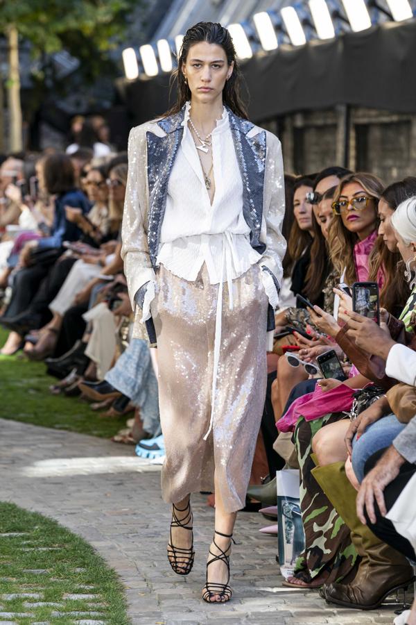 Desfile P/V 2020 de Roland Mouret.