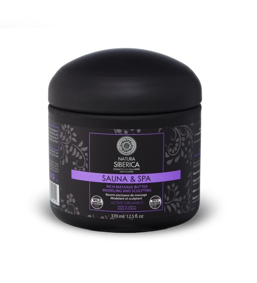 Tratamiento anticelulítico con manteca de karité orgánica, que ayuda a regenerar y renovar la piel, mejorando su elasticidad y firmeza, milenrama, con efecto tonificante que mejora la circulación sanguínea mientras calma la piel, y cera blanca, por su contenido en vitamina A y ácidos grasos libres que revitalizan la piel, restauran su estructura y estimulan los procesos metabólicos. La vitamina A es absorbida fácilmente por la piel, la alisa y le devuelve la suavidad. (22,50 €).