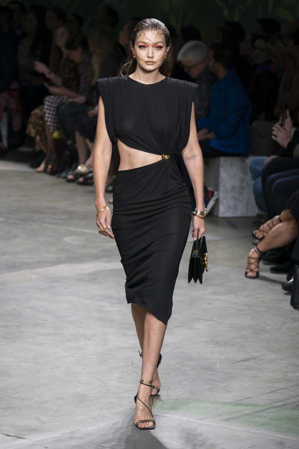 Desfile de primavera/verano 2020 de Versace.