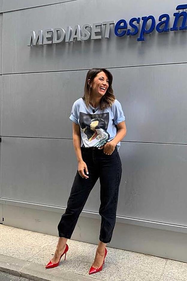 Nagore compartió un look para el día a día de Zara con una camiseta de manga corta y un pantalón de corte relajado.