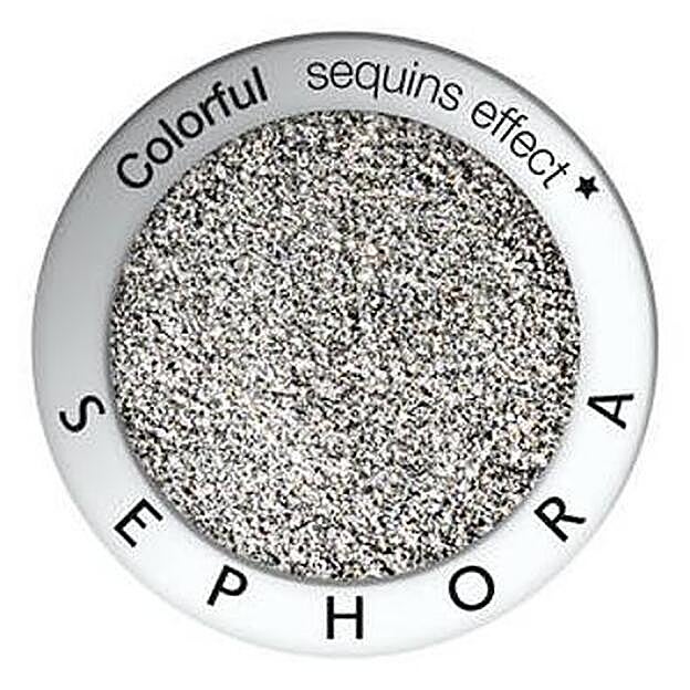 Sombra de ojos efecto metalizado y purpurina, 6,95 euros.