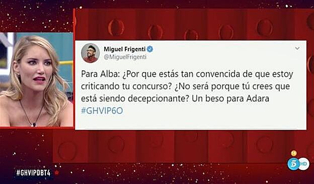 Este es el momento en el que le enseñan a Alba Carrillo el tuit de Miguel Frigenti.