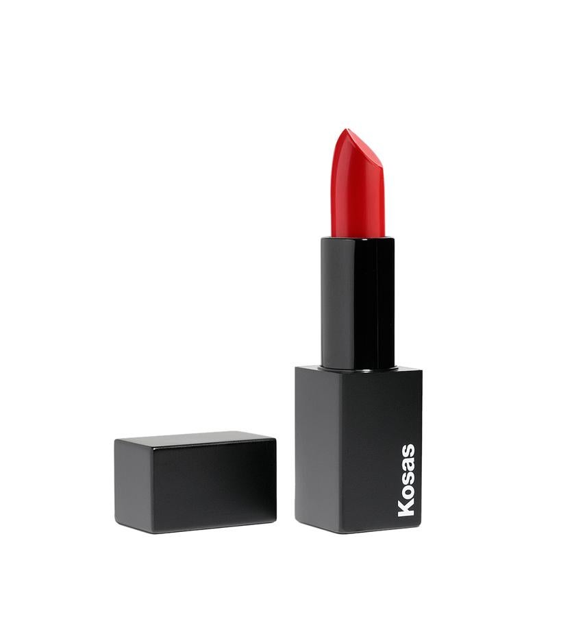 Enriquecido con poderosos antioxidantes y humectantes, este pintalabios rico en pigmentos se mantiene en su lugar sin resecarse. Té, rosa mosqueta, y aceites de semilla de uva verde contienen antioxidantes que curan las células y combatir los radicales libres. Mango y de karité mantequillas curan e hidratar los labios para proteger y prevenir las líneas de expresión. Atrévete con este rojo amapola con matices anaranjados y un acabado semi mate. Color: Thrillest.