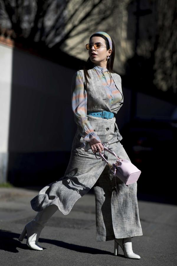 Si quieres el sobresaliente en estilo, apuesta por una con un estampado a juego con tu look. ¡Es un match!