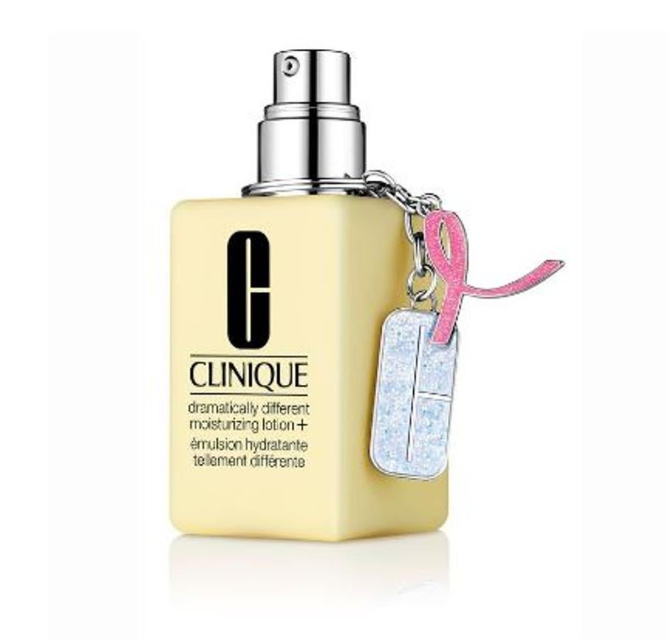 Otro año más la firma de belleza le ha puesto el lazo rosa a la crema hidratante 'Dramatically Different Moisturizing Lotion +'.