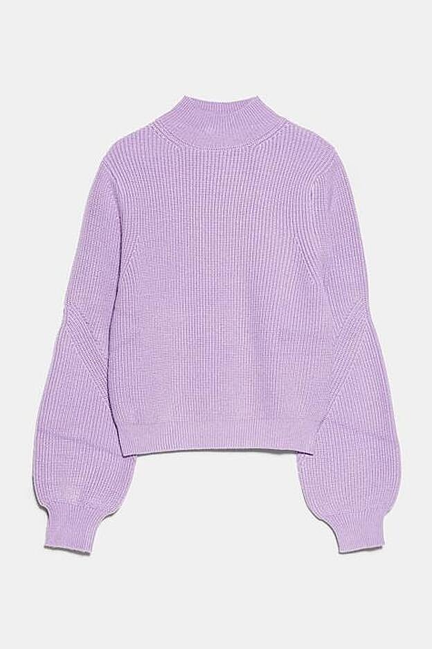 Jersey corto de Zara muy similar al que lleva Victoria Beckham.