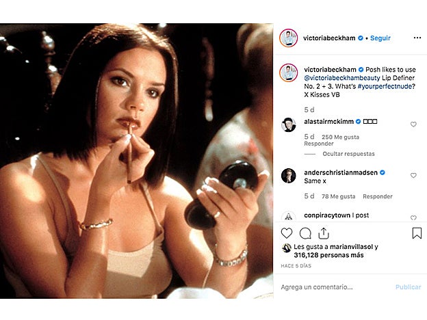 Desde que se hizo conocida en su etapa con las Spice Girls, Victoria Beckham ha maquillado sus labios de color nude.